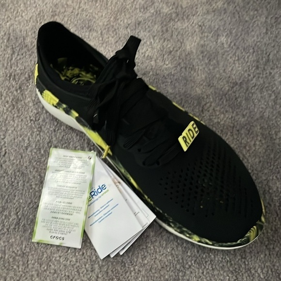 NWOB Men’s crocs. Lite Ride. Marbled pattern. Size 8. - Picture 5 of 6